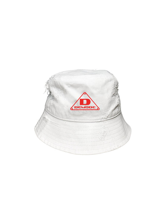 DISTRESSED LOGO BUCKET HAT IN WHITE